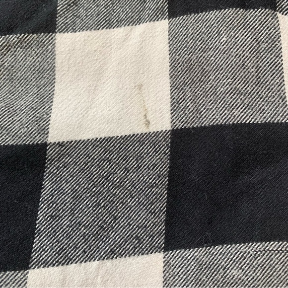 OLD NAVY Buffalo Textured Check Button Down Flannel Shirt Black/Ivory Boy 10-12Y - Picture 9 of 10